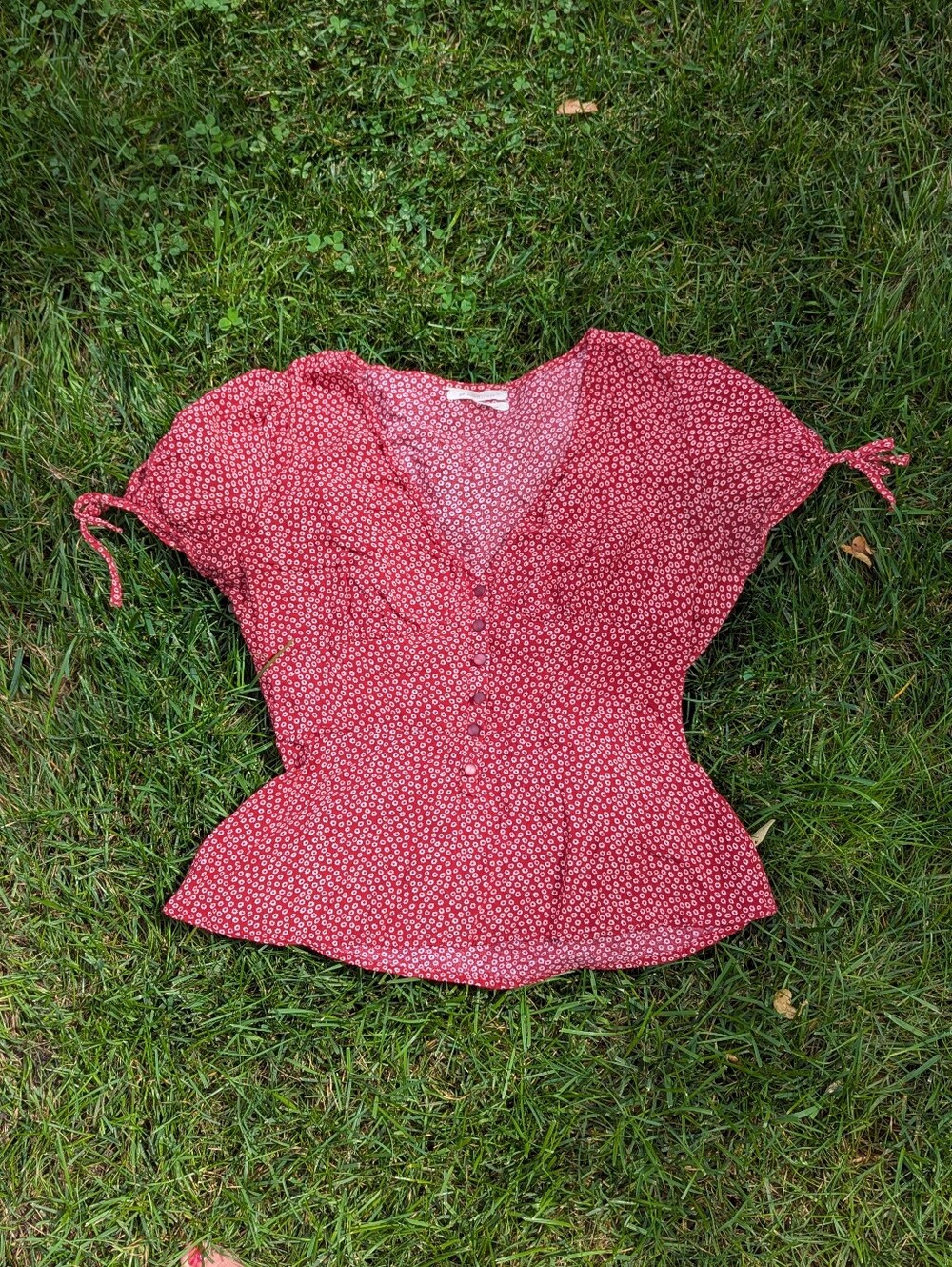 Urban Outfitters Red Floral Button-Front Women's Top